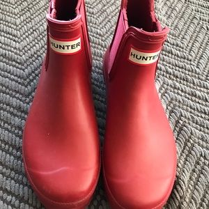 Short Red Hunter Boots❤️🌂